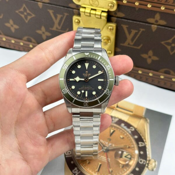 Tudor  Watch Black Bay Harrods M79230G Bezel Green  41mm