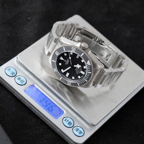 Tudor Pelagos 25600TN Watch Black Dial Automatic Movement 42mm - Image 2