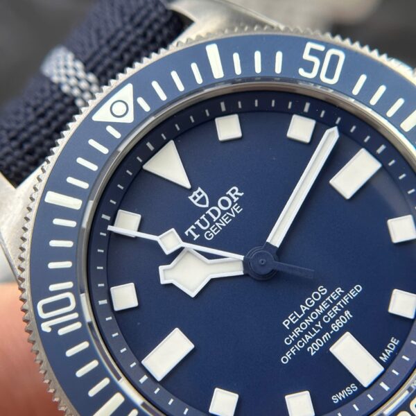 Tudor Pelagos FXD  Watch Dial Blue Automatic Movement 42mm - Image 4