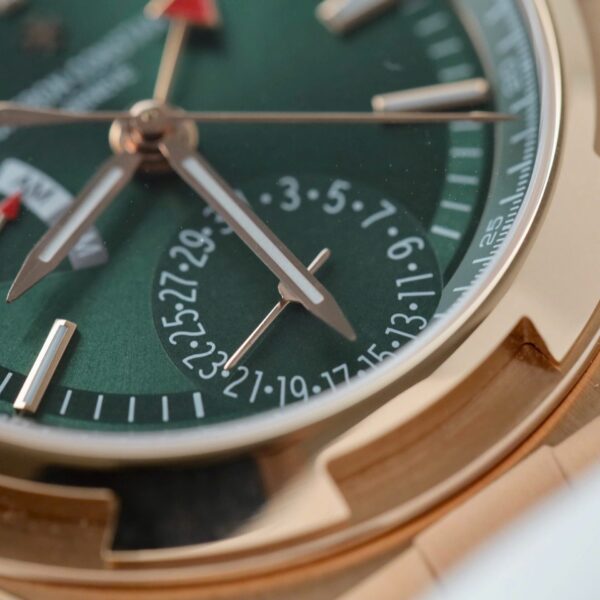 Vacheron Constantin Overseas Dual Time 7920V Watch Dial Green 41mm - Image 6