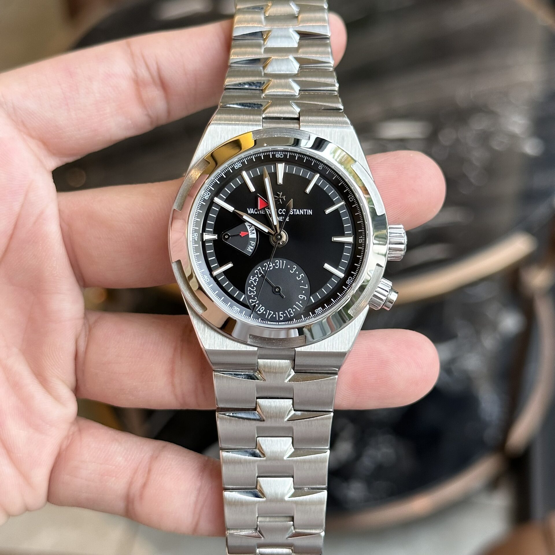 Vacheron Constantin Overseas Tourbillon 7900V Watch Black Dial 41mm