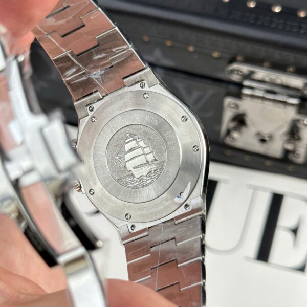 Vacheron Constantin Watch Overseas Dual Time 47450 White 42mm - Image 9