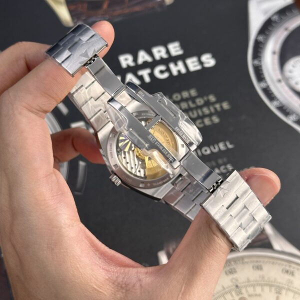 Vacheron Constantin Watch Overseas 4500V Black Dial Metal Wire 41mm - Image 8