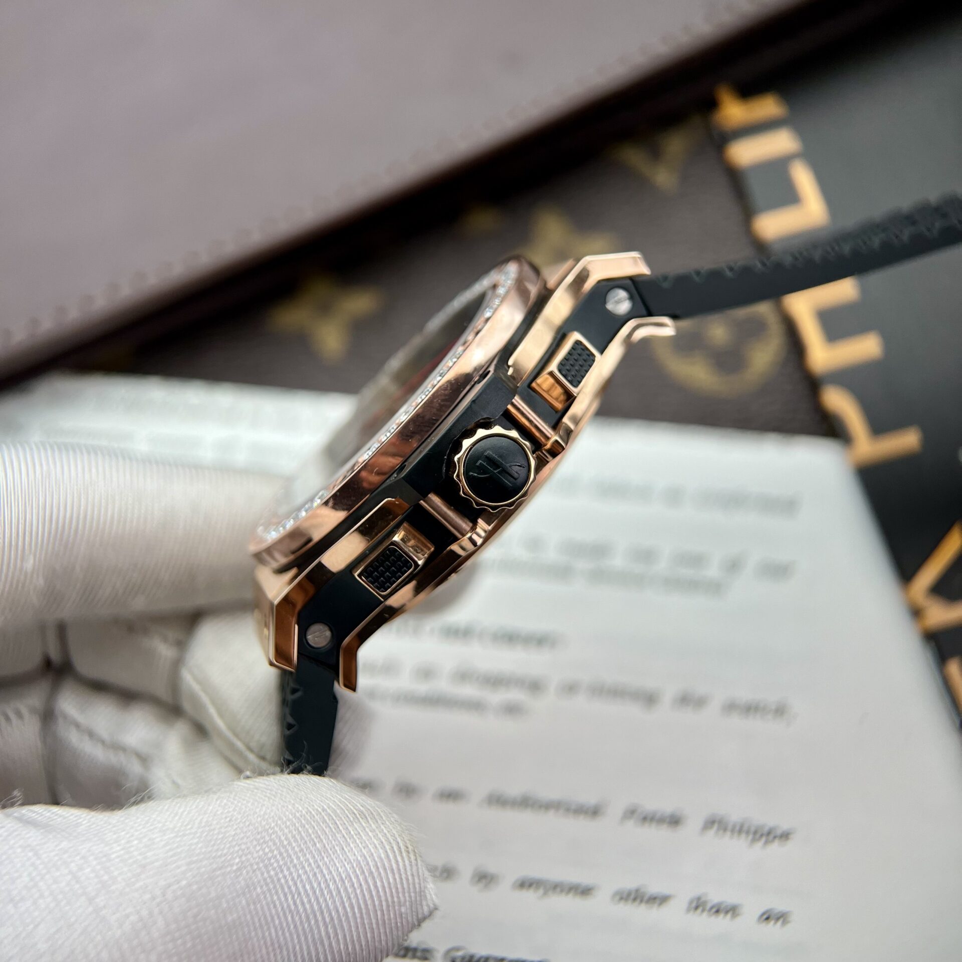 Hublot Watch Big Bang King Gold Choronograph Rubber Strap 44mm - Image 5