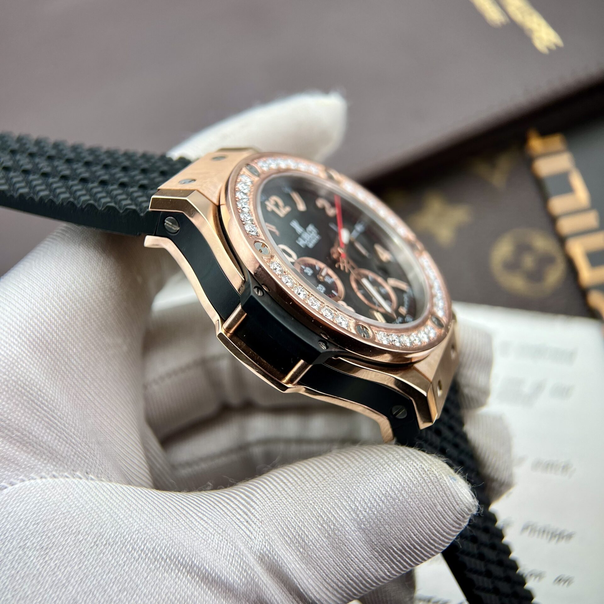 Hublot Watch Big Bang King Gold Choronograph Rubber Strap 44mm - Image 6