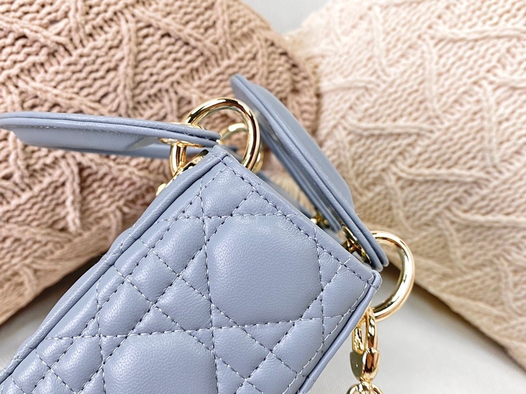 Christian Dior Blue Clutch 17cm - Image 2