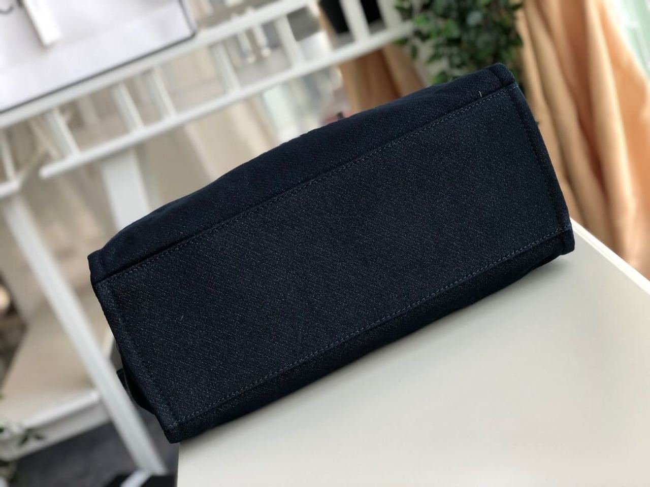 Chanel Deauville Tote 38cm Denim Canvas Bag Fall/Winter Collection Dark Blue - Image 4