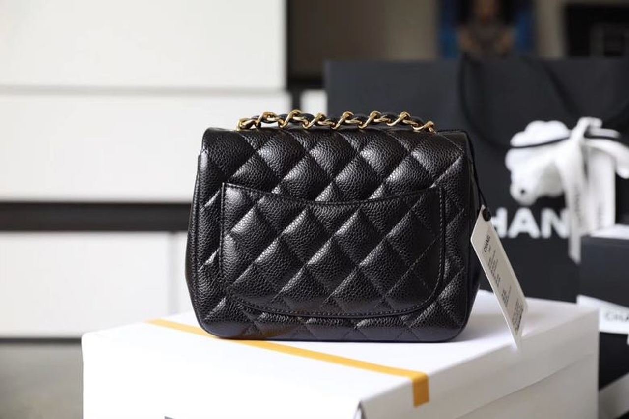 Chanel Classic Mini Flap Bag 18cm Gold Hardware Caviar Leather Spring/Summer Collection Black - Image 5