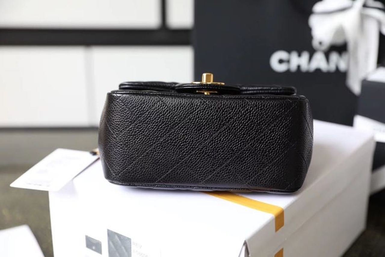 Chanel Classic Mini Flap Bag 18cm Gold Hardware Caviar Leather Spring/Summer Collection Black - Image 9