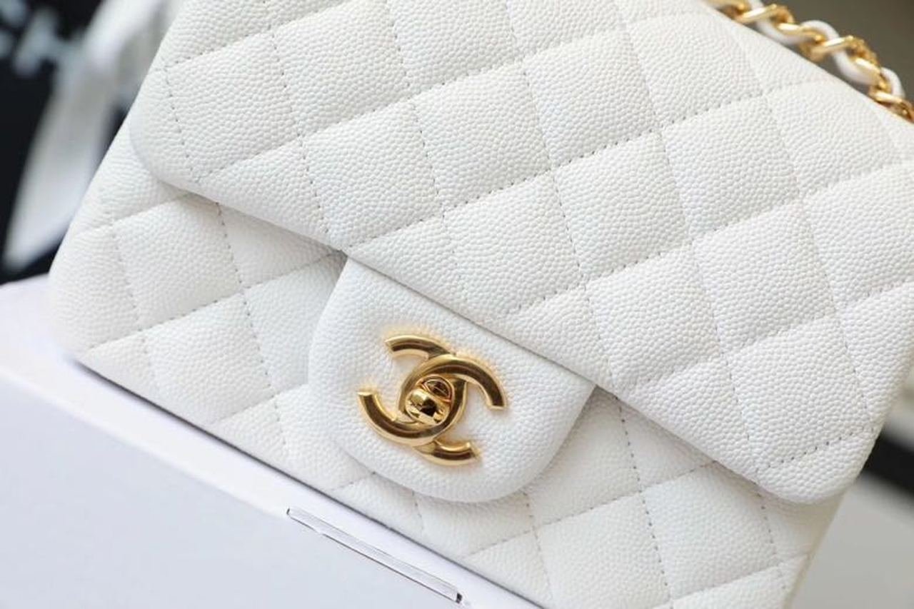 Chanel Classic Mini Flap Bag 17cm Gold Hardware Caviar Leather Spring/Summer Collection White - Image 7