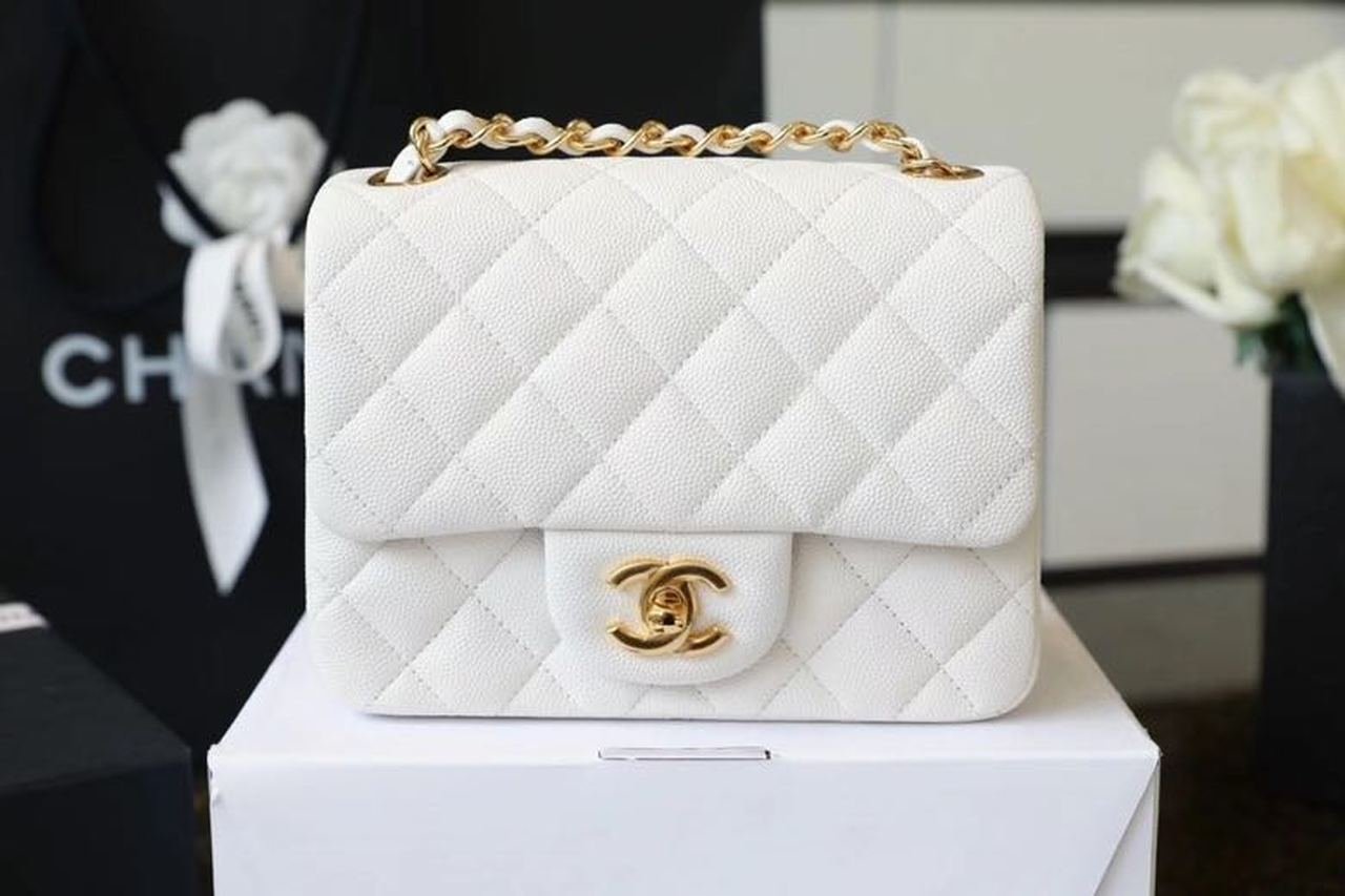 Chanel Classic Mini Flap Bag 17cm Gold Hardware Caviar Leather Spring/Summer Collection White