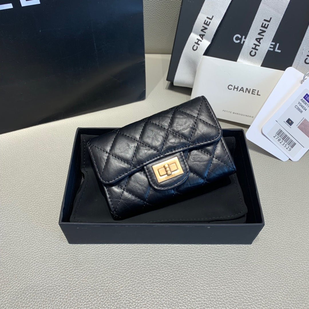 Chanel Diamond Wallet 11cm Black