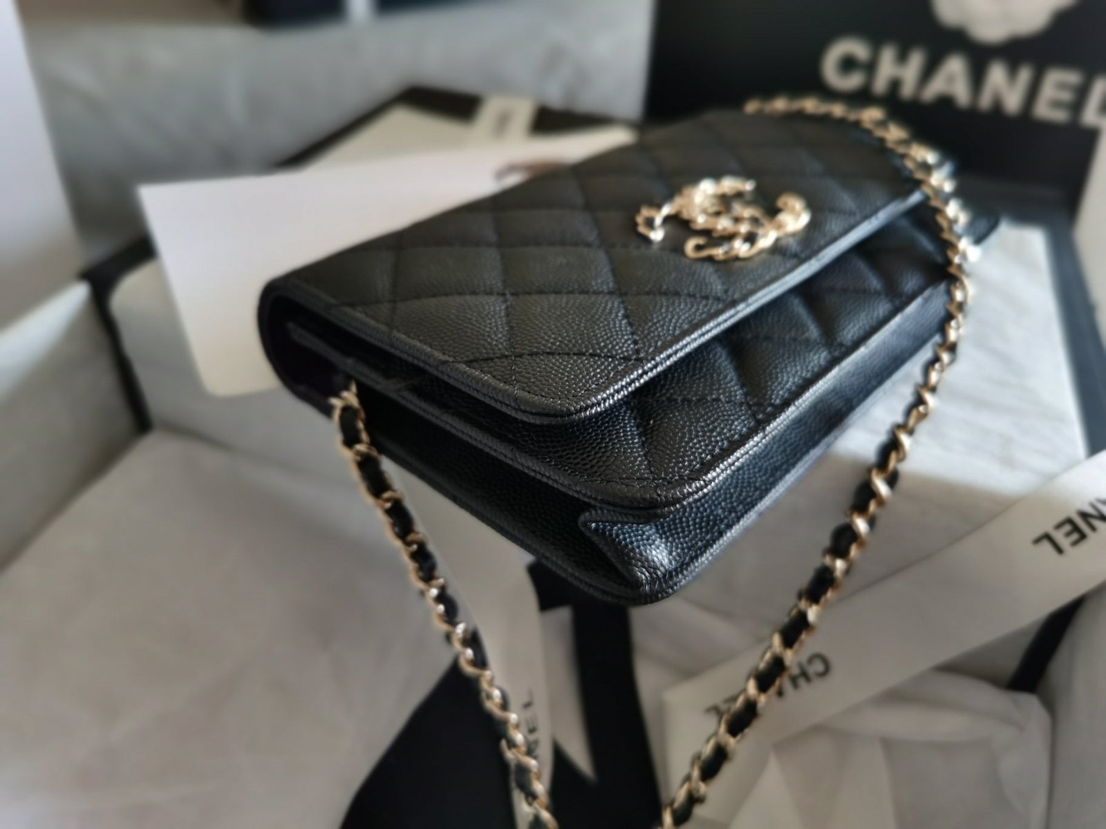 Chanel Mini Flapbag 19cm Black - Image 8