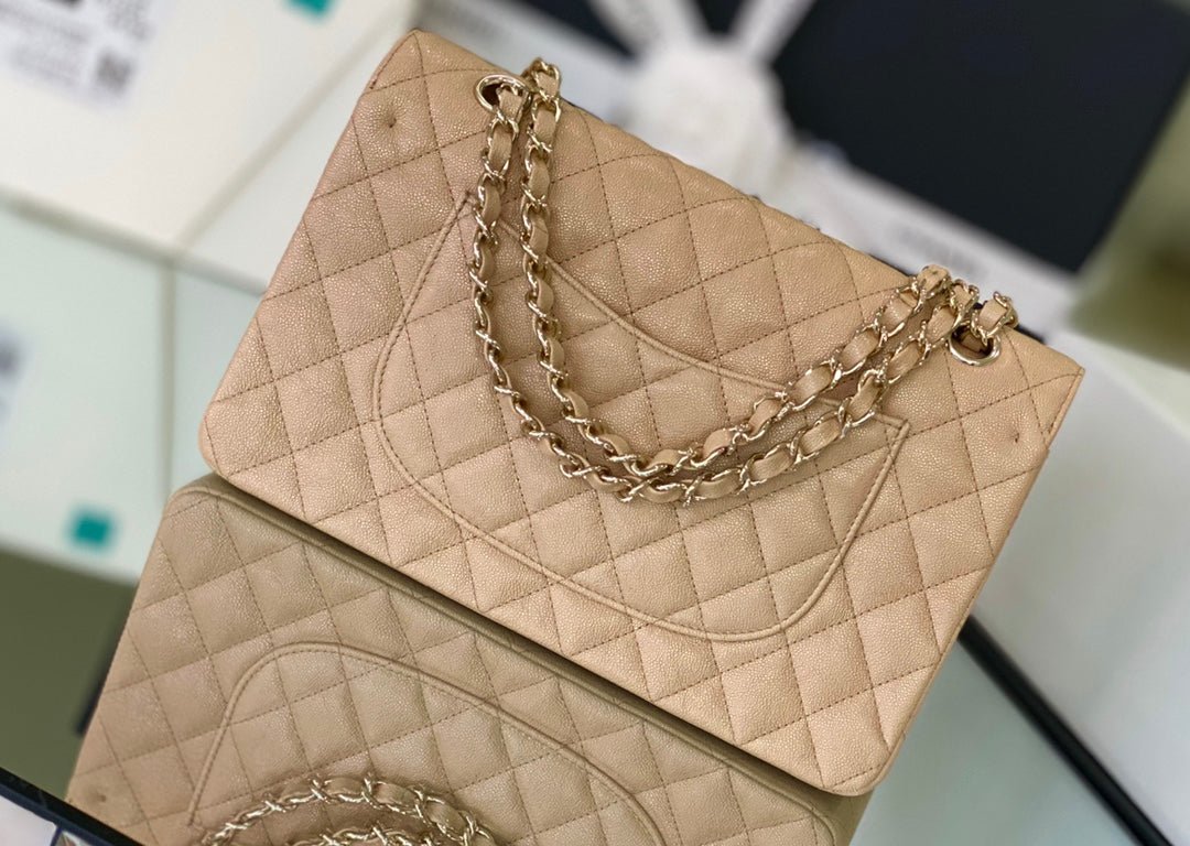 Chanel Classic Flapbag Gold Hardware 26cm - Image 8