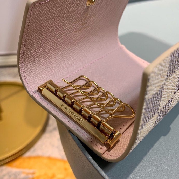 Louis Vuitton 6 Key Holder Damier 10cm Cream - Image 6