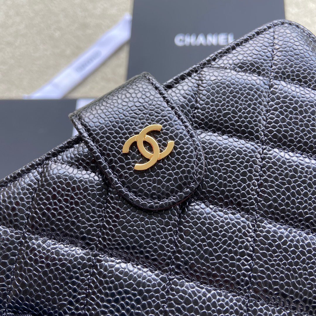 CO-CO Chanel Medium Wallet With Gold Hardware 15cm - Image 3