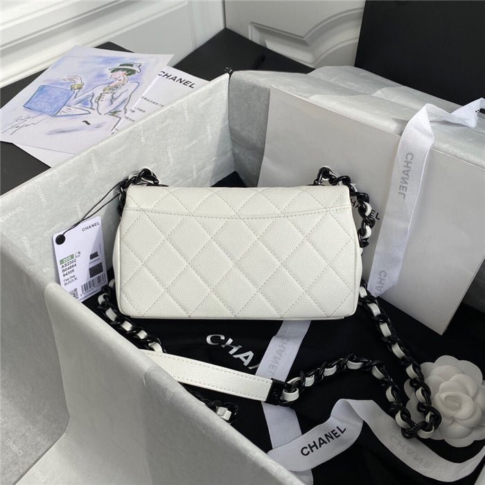 Chanel Classic Flap Bag 20cm White - Image 5