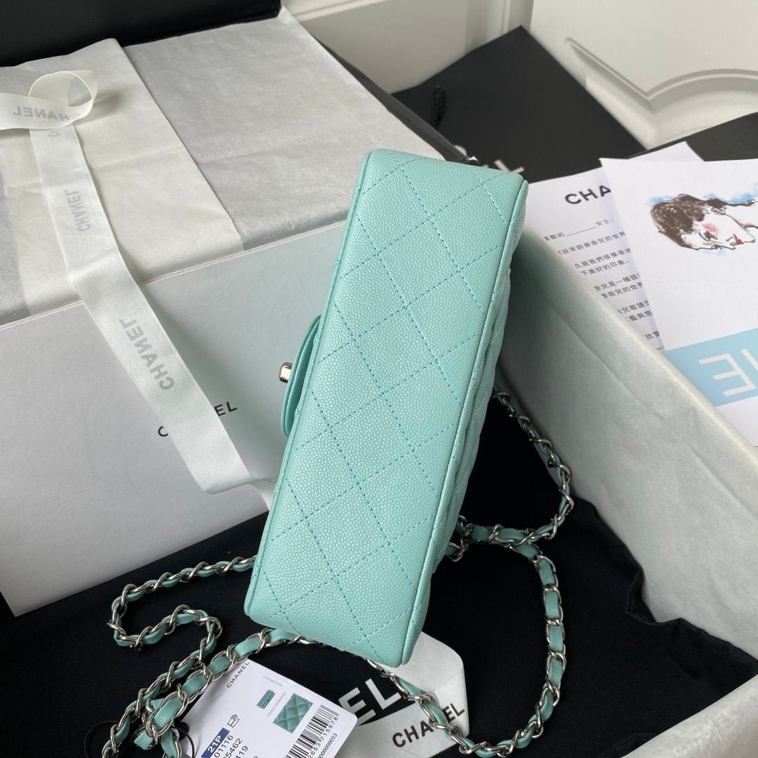 Chanel Mini Classic Flapbag 20cm - Image 6