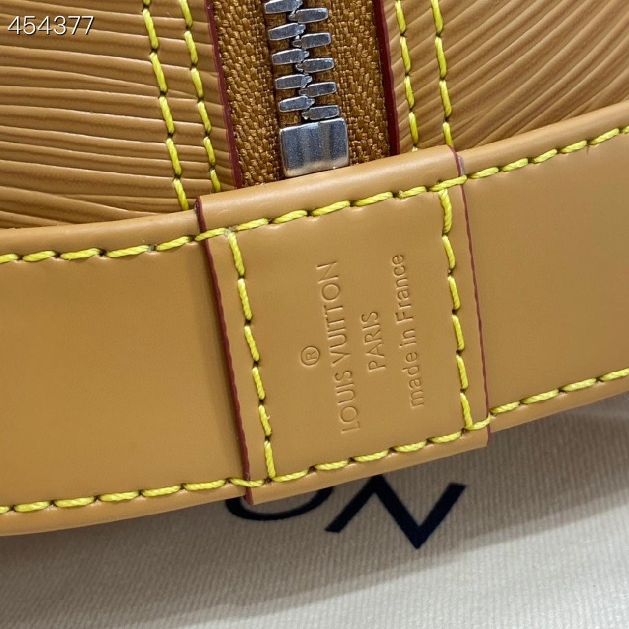 Louis Vuitton Alma BB Bag 24cm Epi Leather Spring/Summer Collection M57426 Gold Honey - Image 6