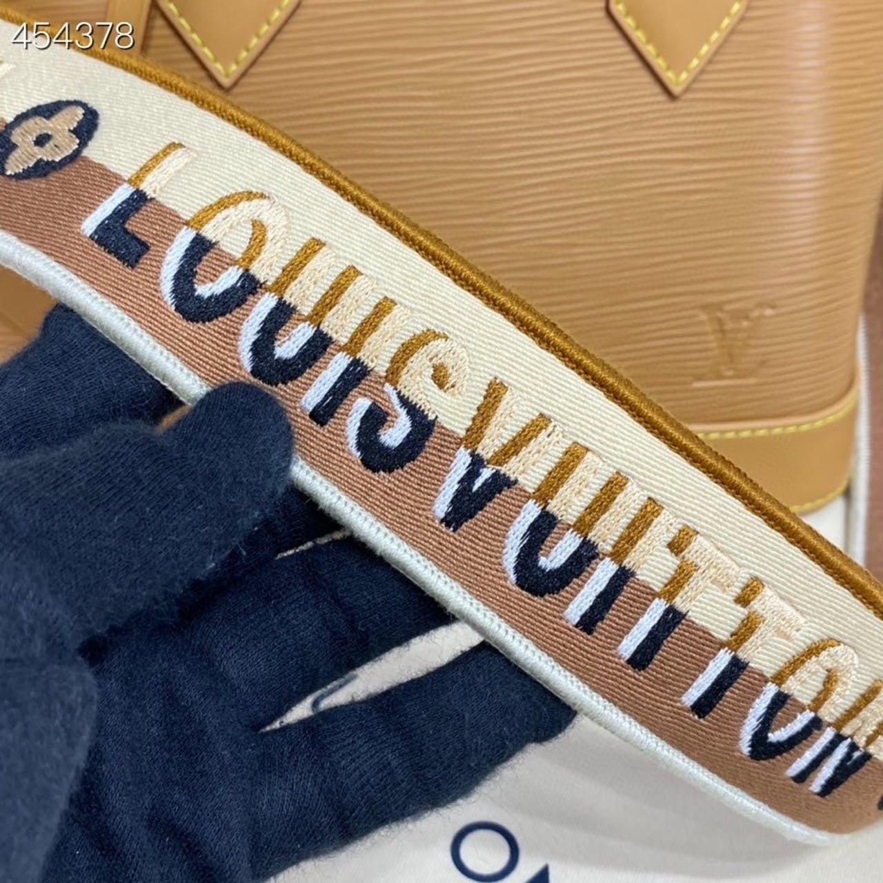 Louis Vuitton Alma BB Bag 24cm Epi Leather Spring/Summer Collection M57426 Gold Honey - Image 14