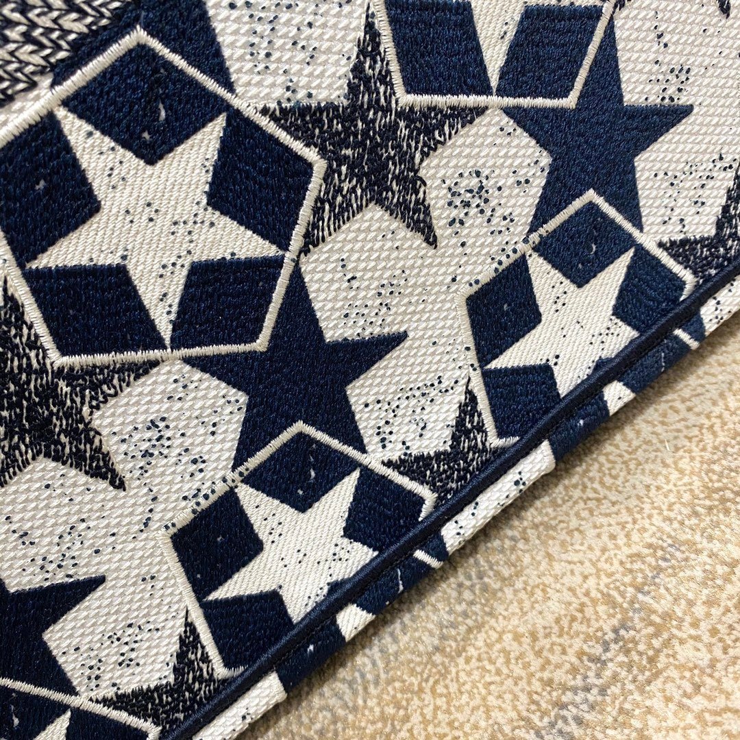 Christian Dior Medium Book Tote 42cm - Image 2