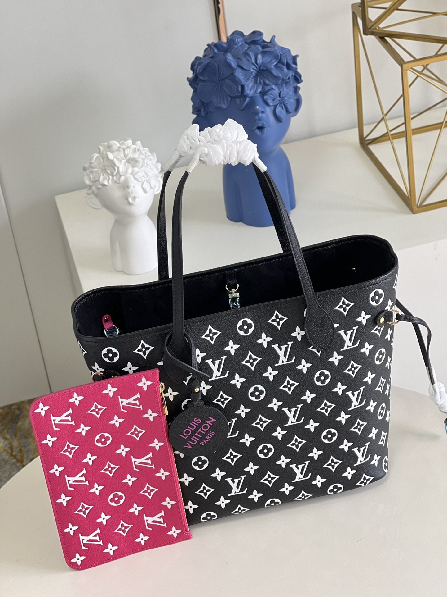 Louis Vuitton Neverfull MM Monogram Empreinte Black / White For Women, Women’s Handbags, Tote Bags 31cm LV M46103 - Image 2