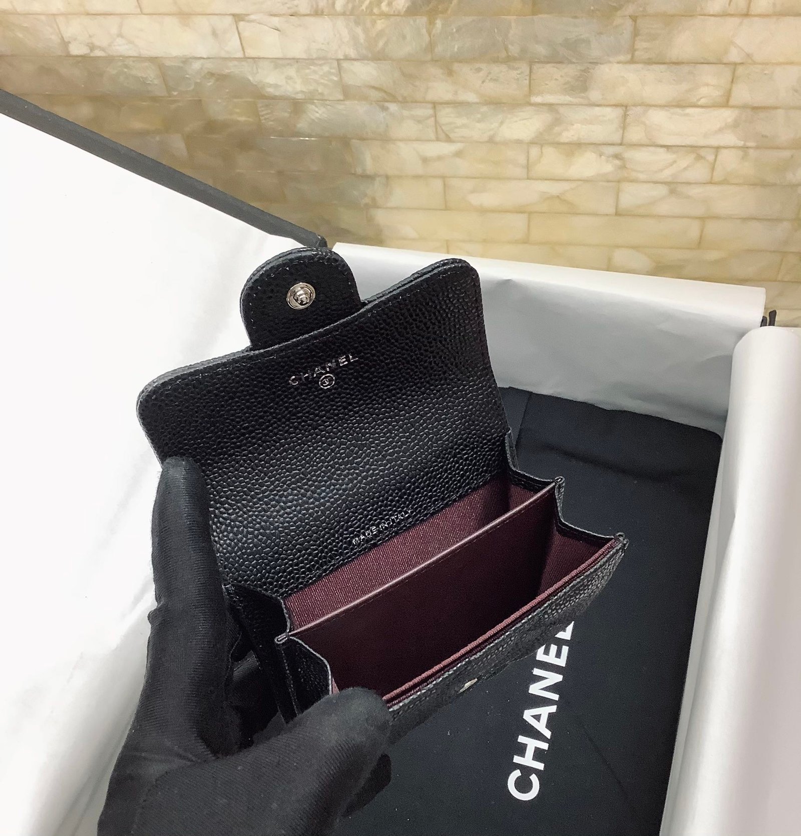 CO-CO Chanel Classic Card Holder With Silver Hardware 11cm - Image 6