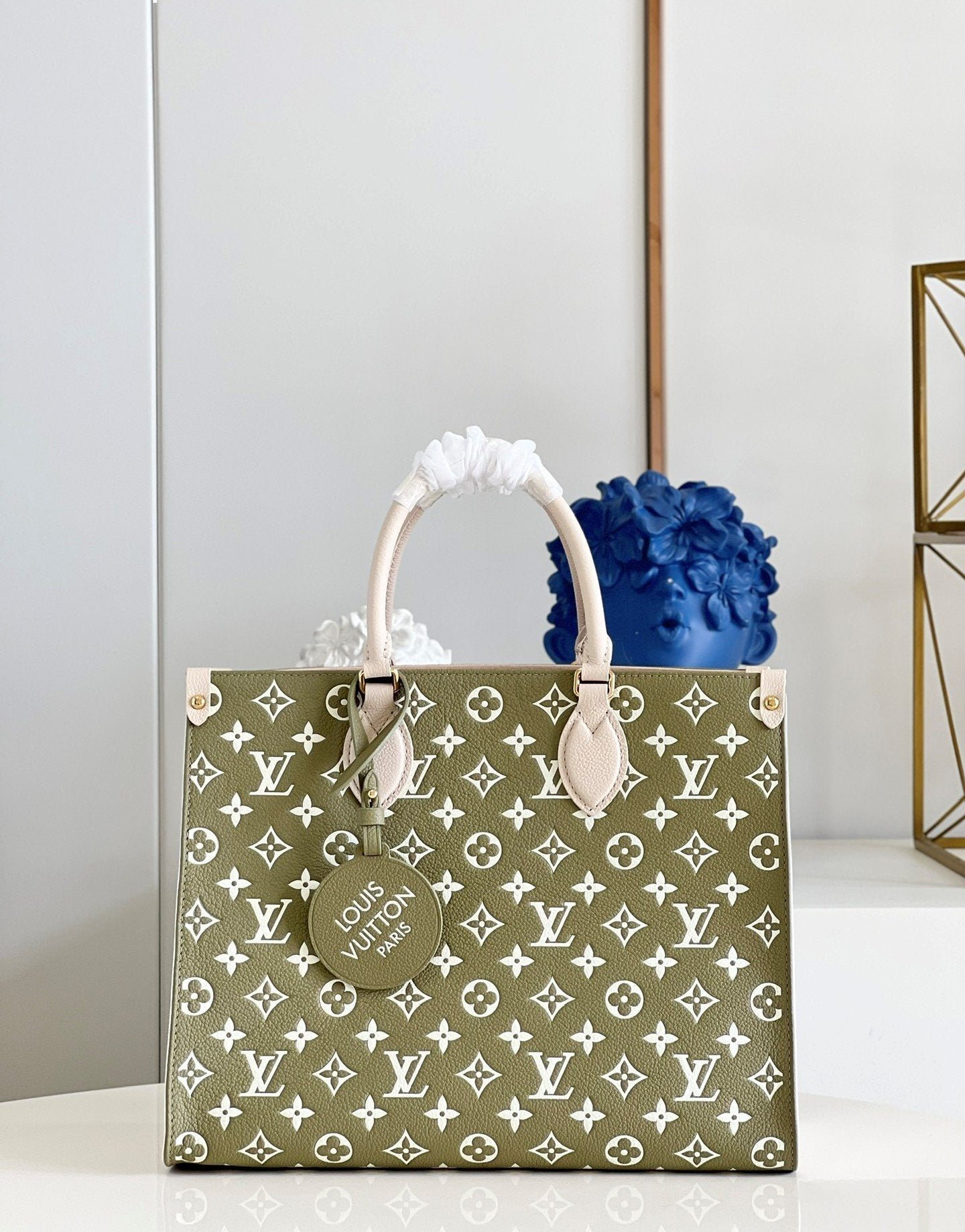 Louis Vuitton Onthego MM Tote Bag Khaki Green For Women 35cm LV M46060