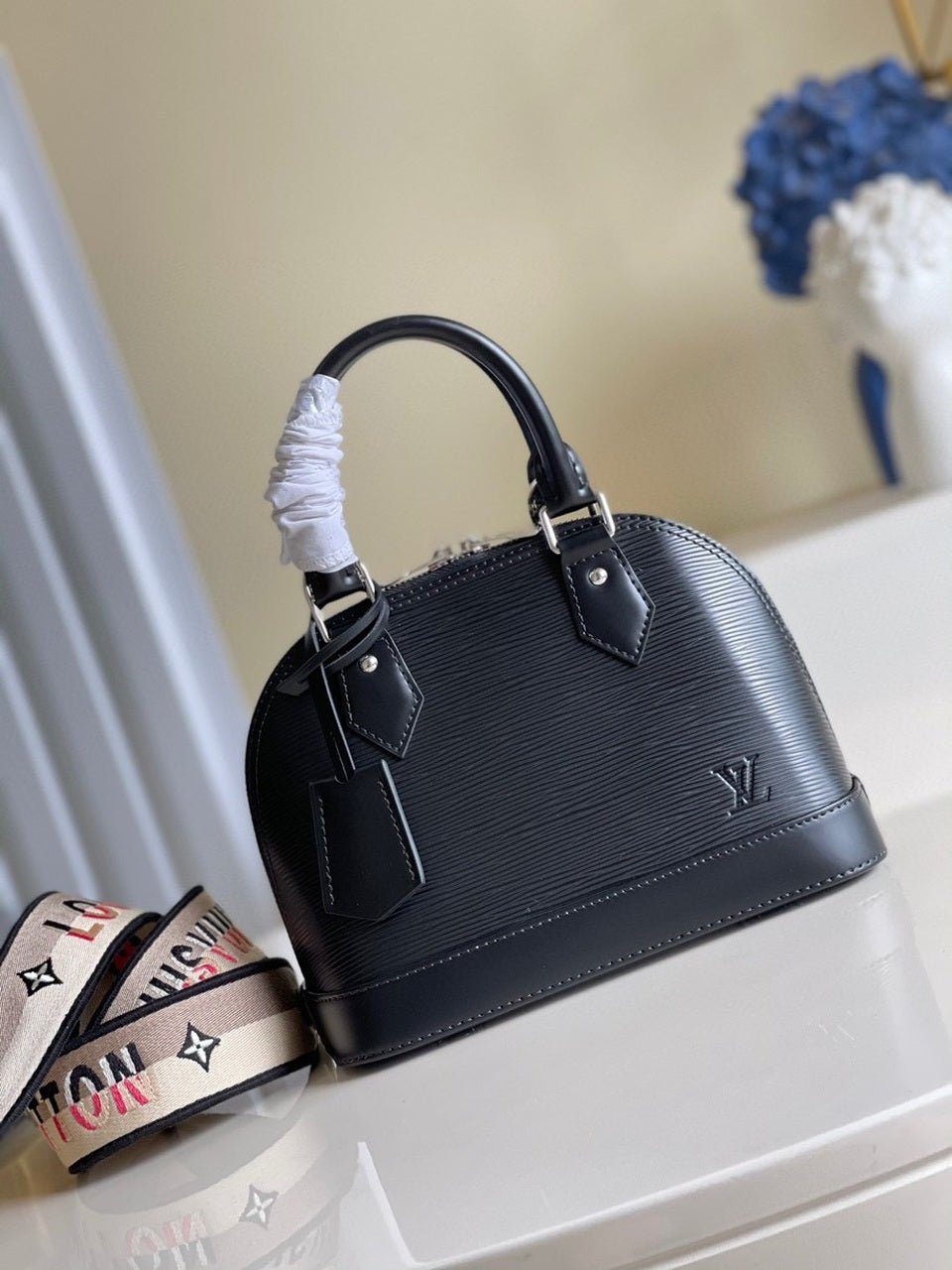 Louis Vuitton Alma BB Bag 24cm Epi Leather Spring/Summer Collection M57426 Black - Image 3