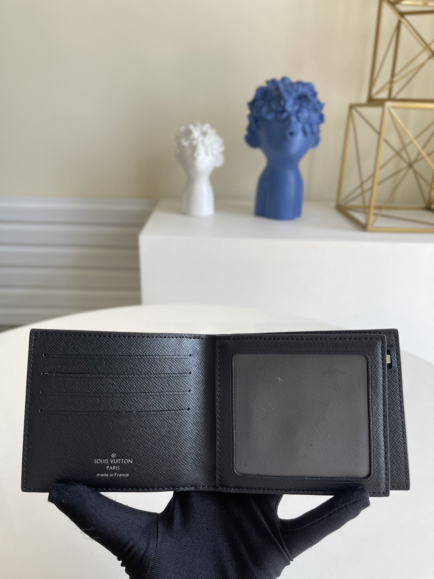 Louis Vuitton Amerigo Wallet 12cm Black - Image 7