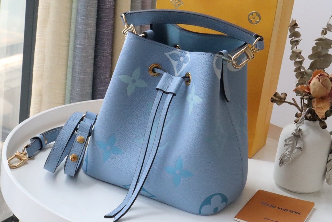 Louis Vuitton Neo Noe BB 20cm Blue