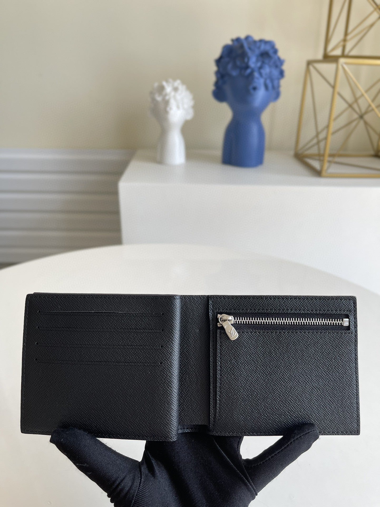 Louis Vuitton Amerigo Wallet 12cm Black - Image 5