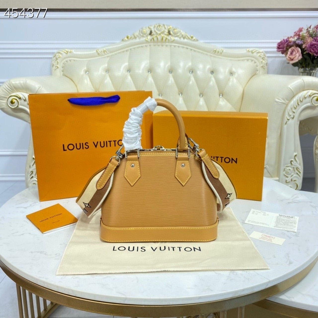 Louis Vuitton Alma BB Bag 24cm Epi Leather Spring/Summer Collection M57426 Gold Honey - Image 4