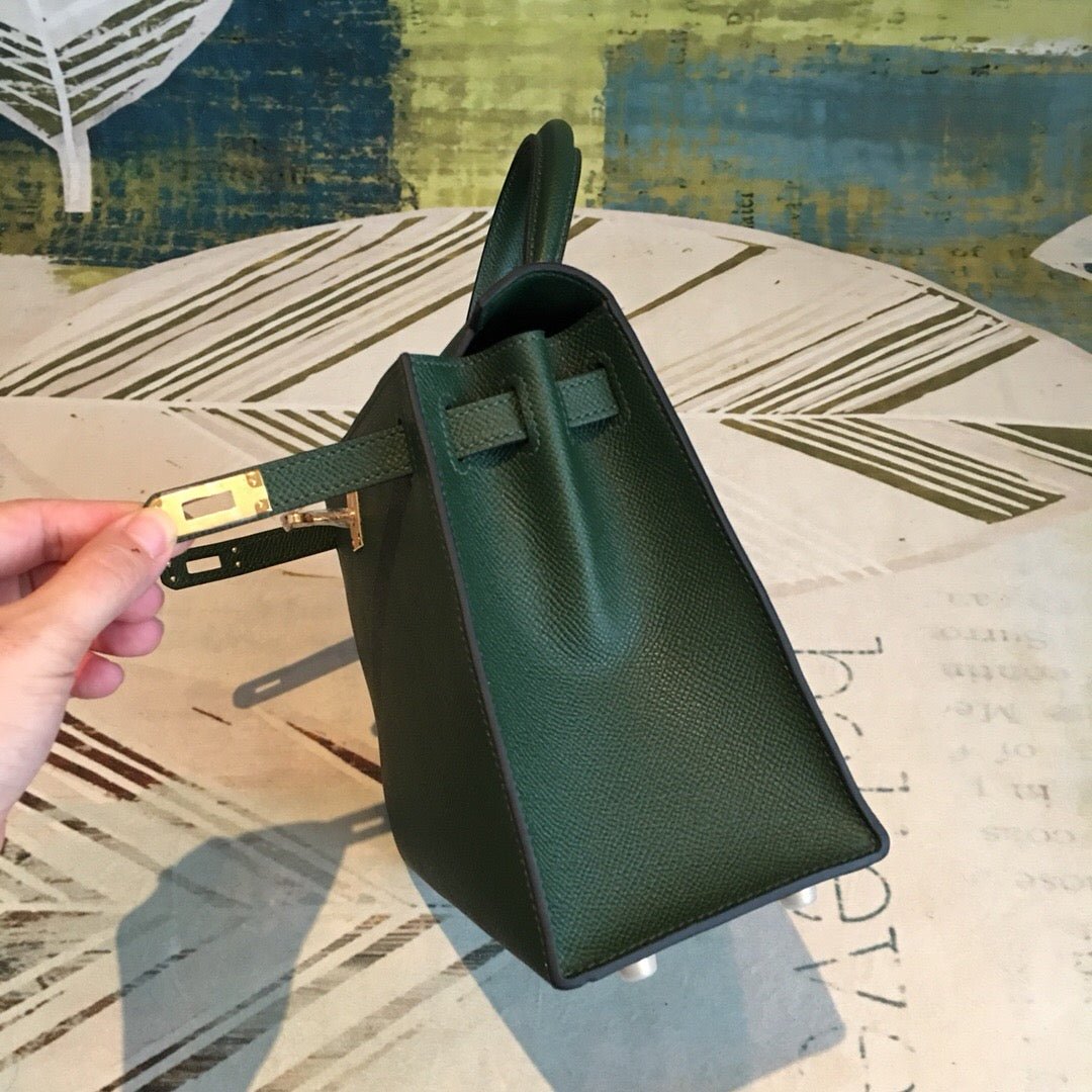 Hermes Kelly Green For Women Gold Toned Hardware 10in/25cm - Image 3