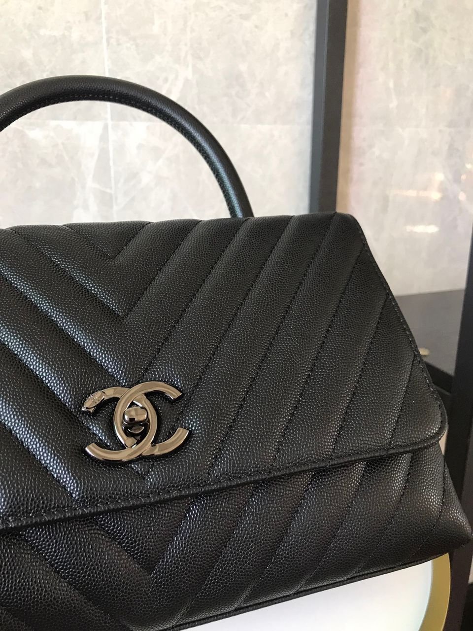 Chanel Maxi Flap Bag 29 cm Black - Image 2
