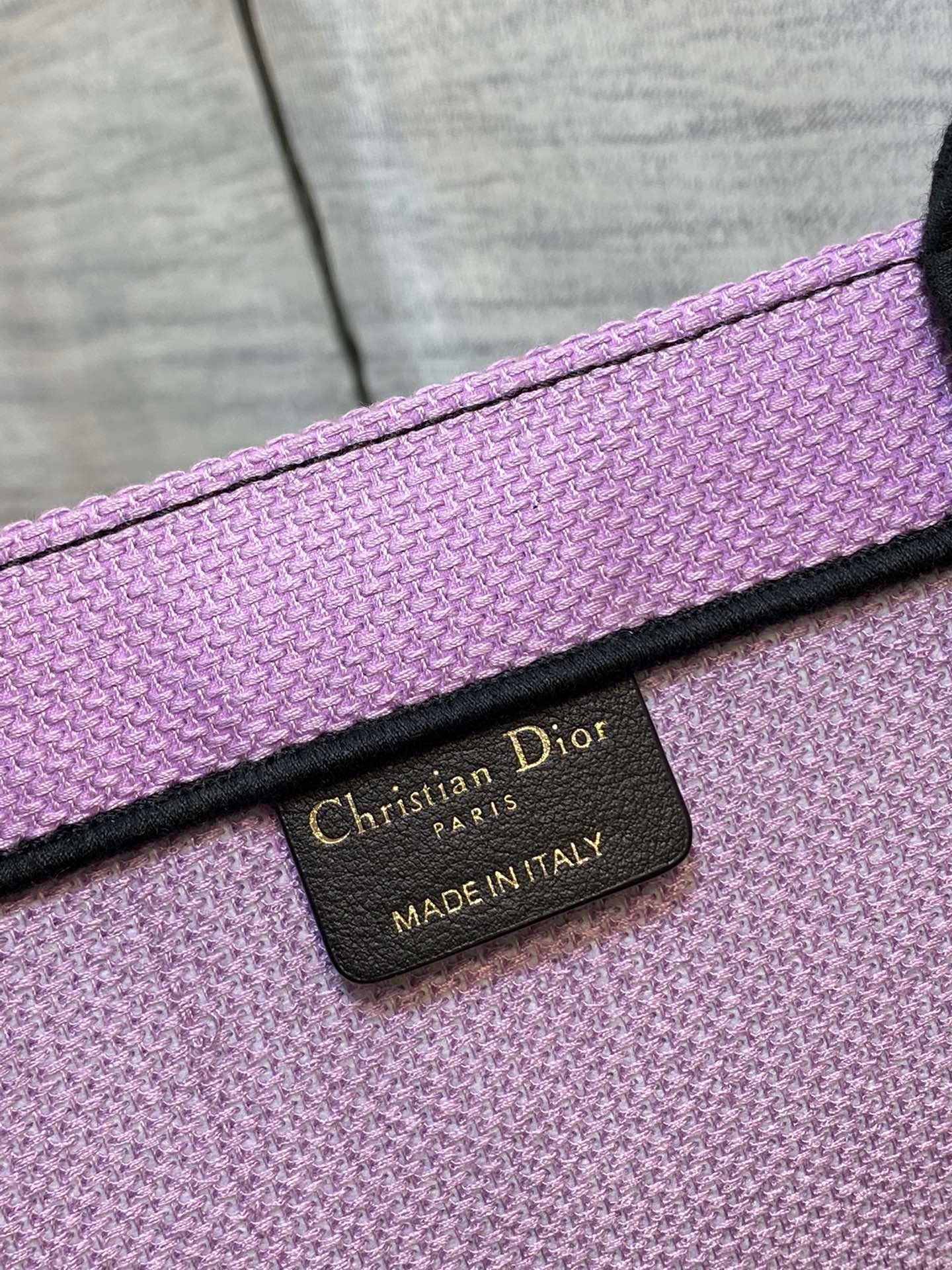 Christian Dior Medium Book Tote 42cm - Image 6