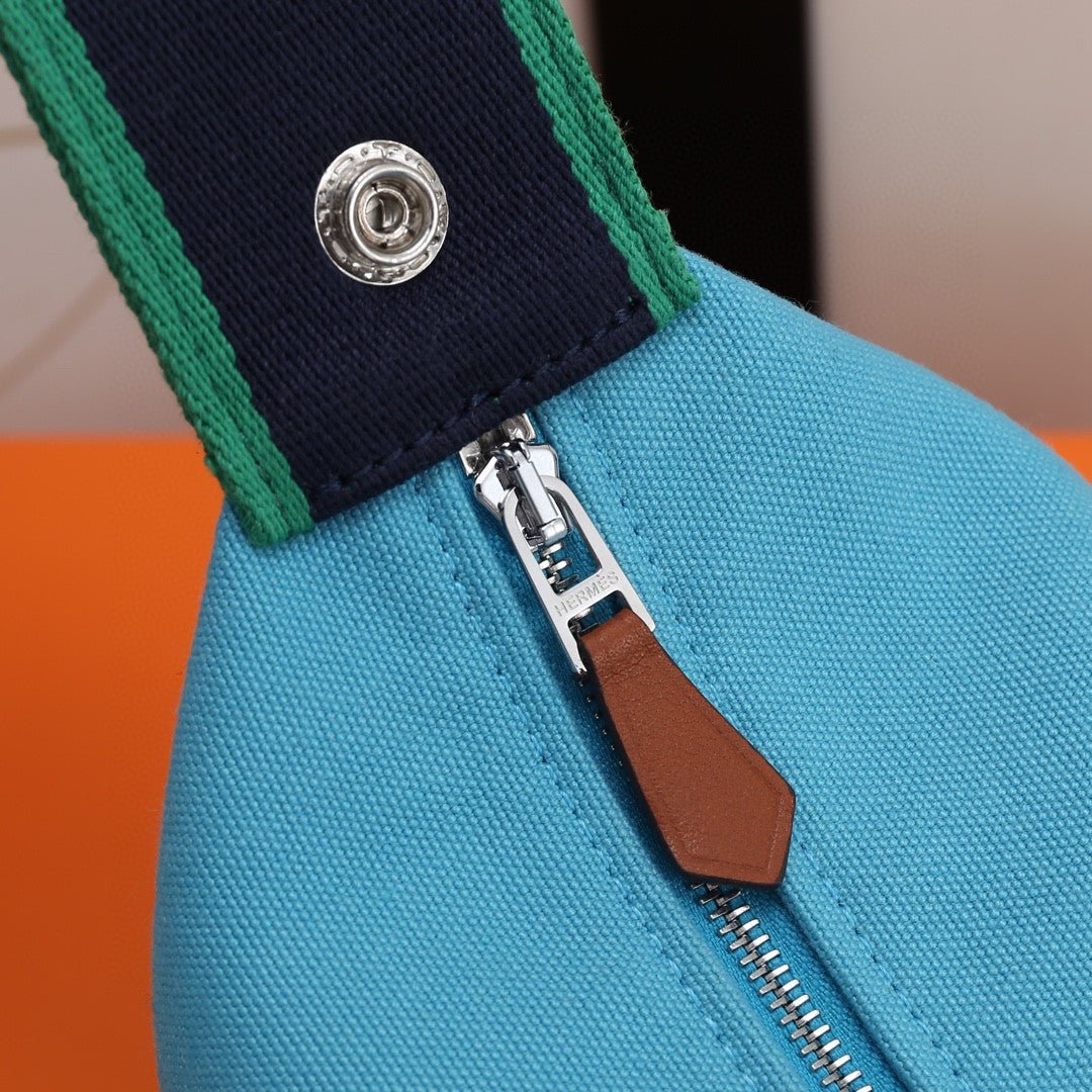 Hermes Bride A Brac Case Light Blue Bag For Women, Women’s Handbags, Shoulder Bags 9.8in/25cm - Image 4