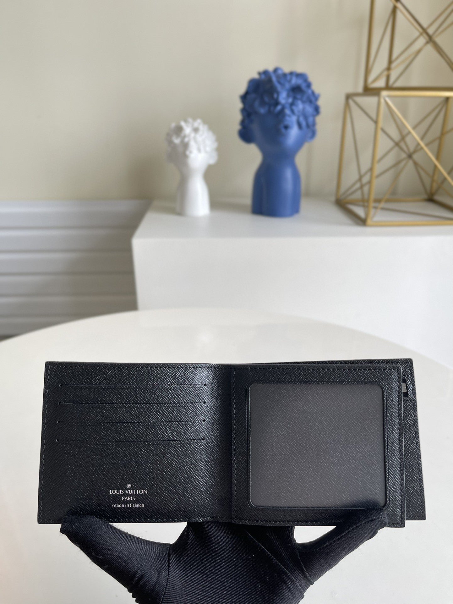 Louis Vuitton Amerigo Wallet 12cm Black - Image 4