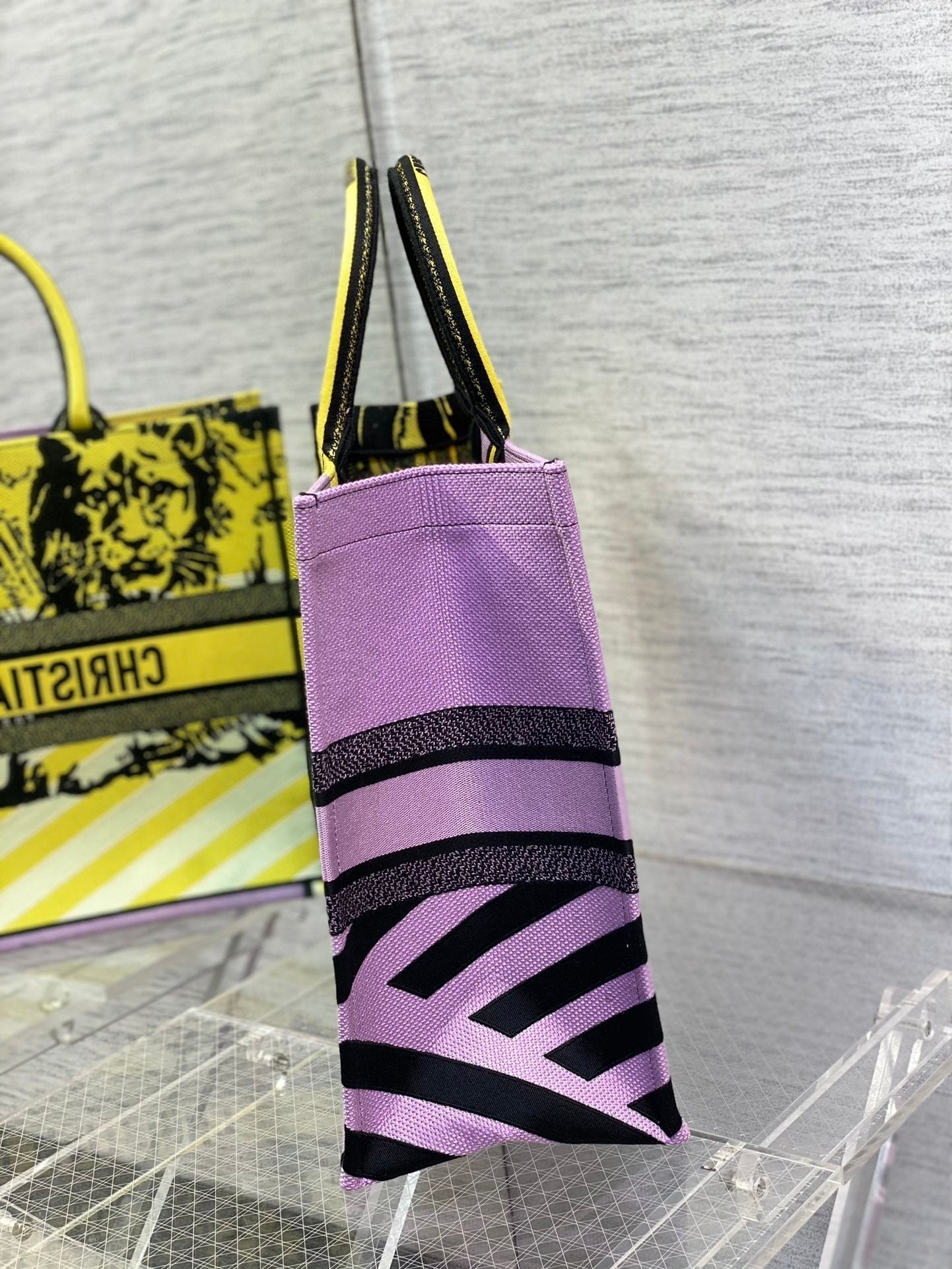 Christian Dior Medium Book Tote 42cm - Image 4