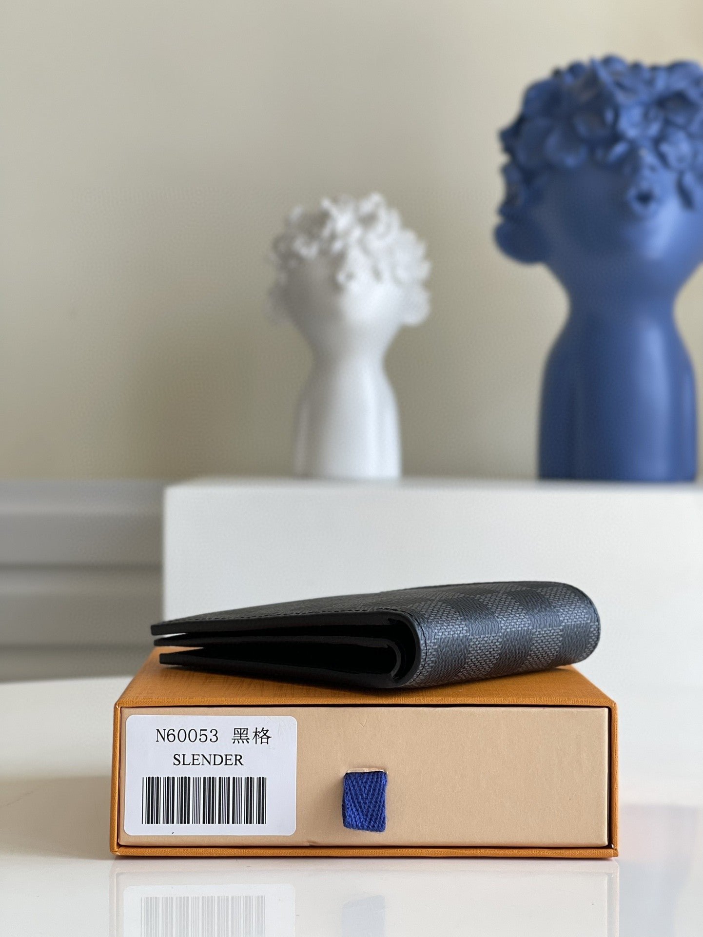 Louis Vuitton Amerigo Wallet 12cm Black - Image 3