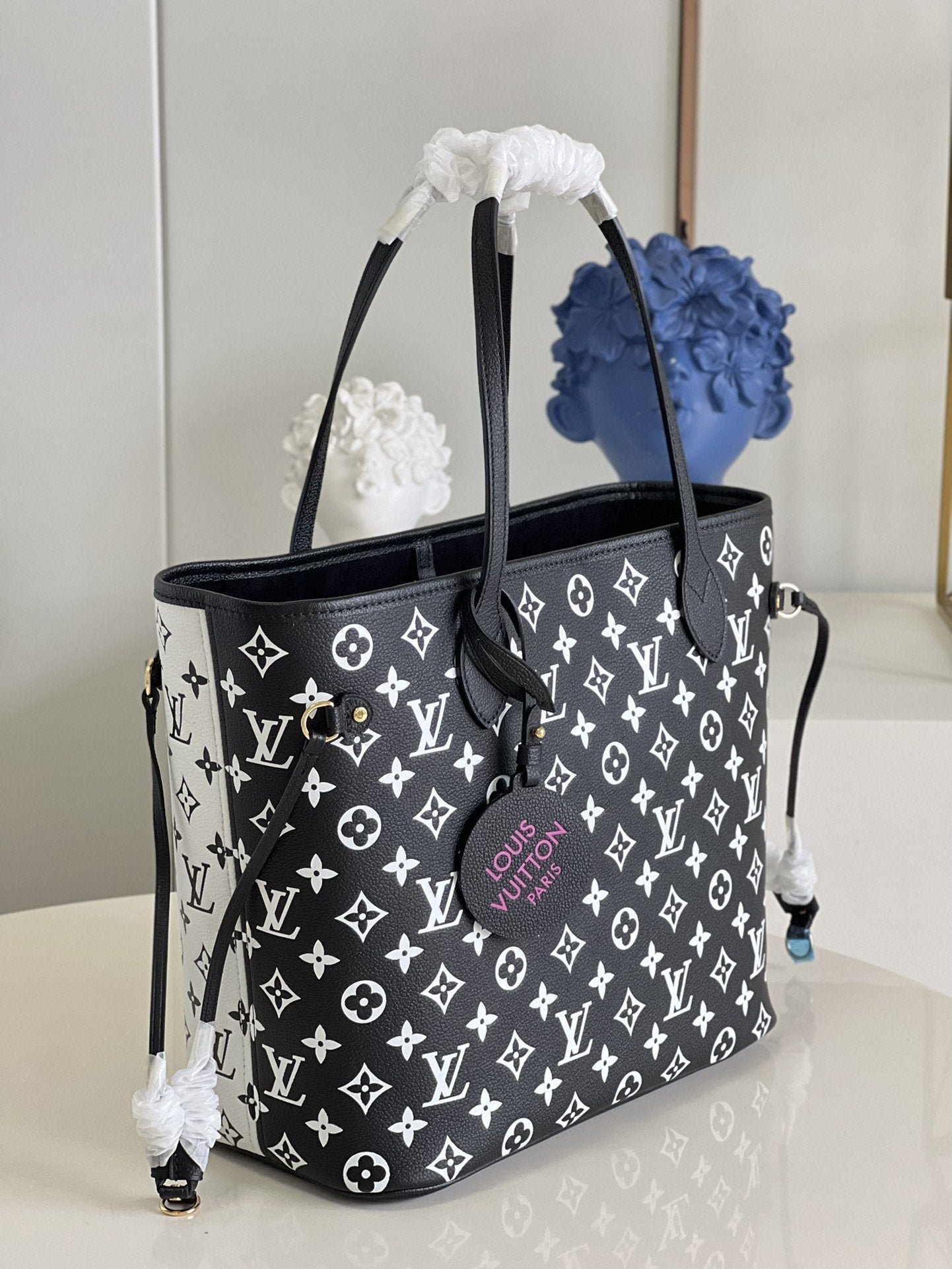 Louis Vuitton Neverfull MM Monogram Empreinte Black / White For Women, Women’s Handbags, Tote Bags 31cm LV M46103 - Image 3