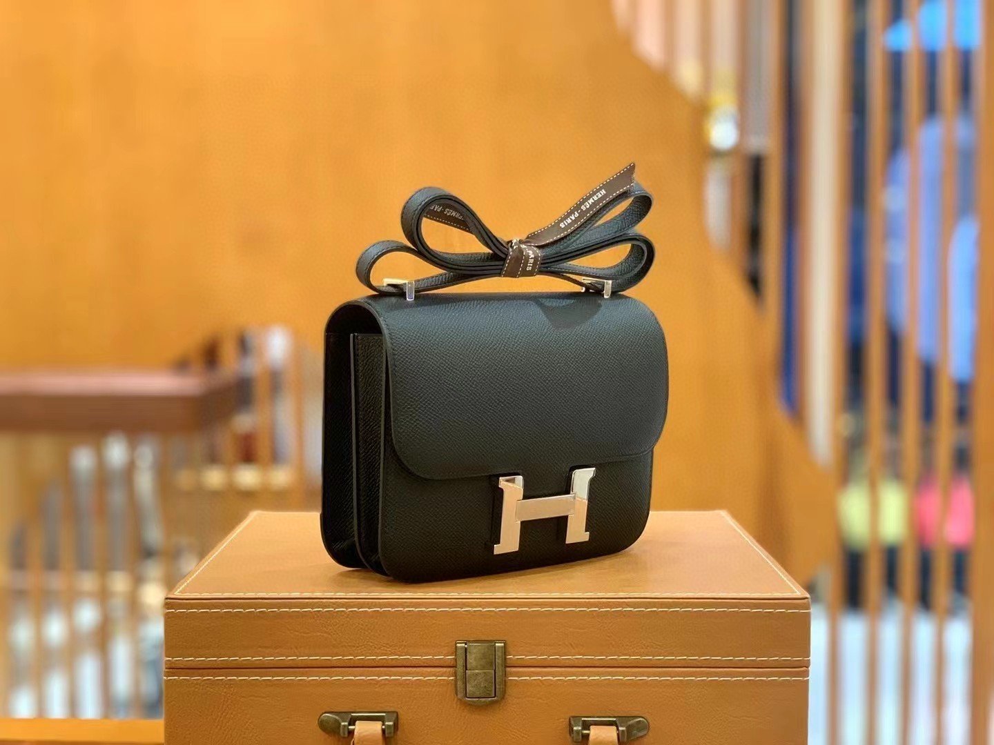 Hermes Constance 23 Epsom Black For Women, Women’s Handbags, Shoulder Bag 9in/23cm - Image 3