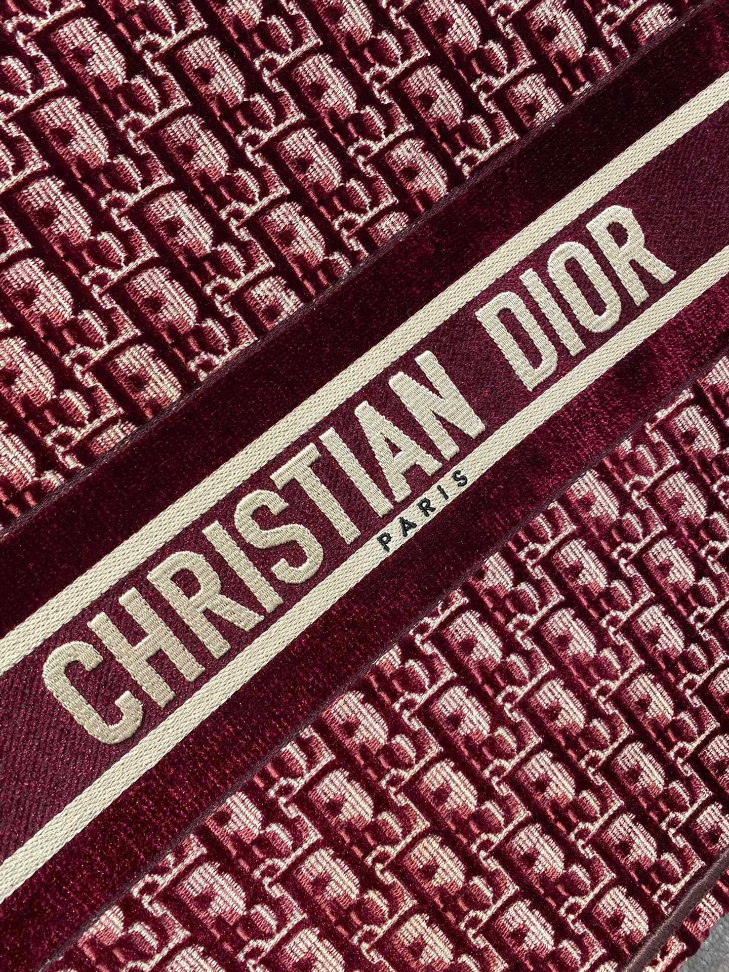 Christian Dior RedLarge Handle Bag 42cm - Image 8