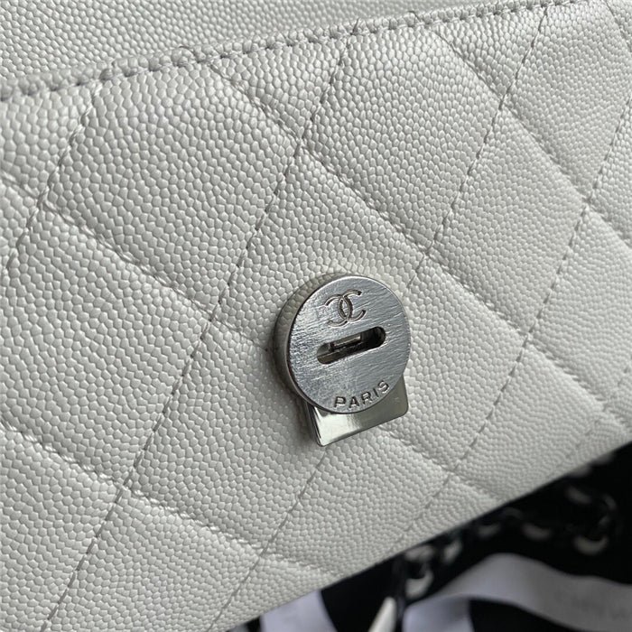 Chanel Classic Flap Bag 20cm White - Image 9