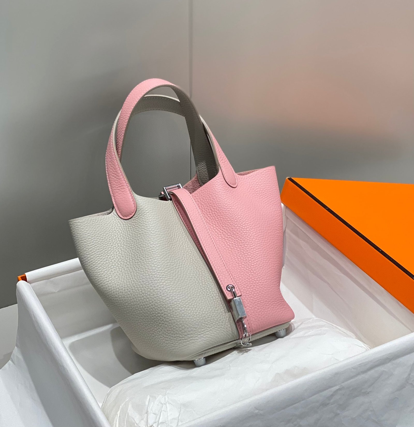Hermes Picotin Lock 18 Bag Grey/Pink For Women 7.1in/18cm - Image 2