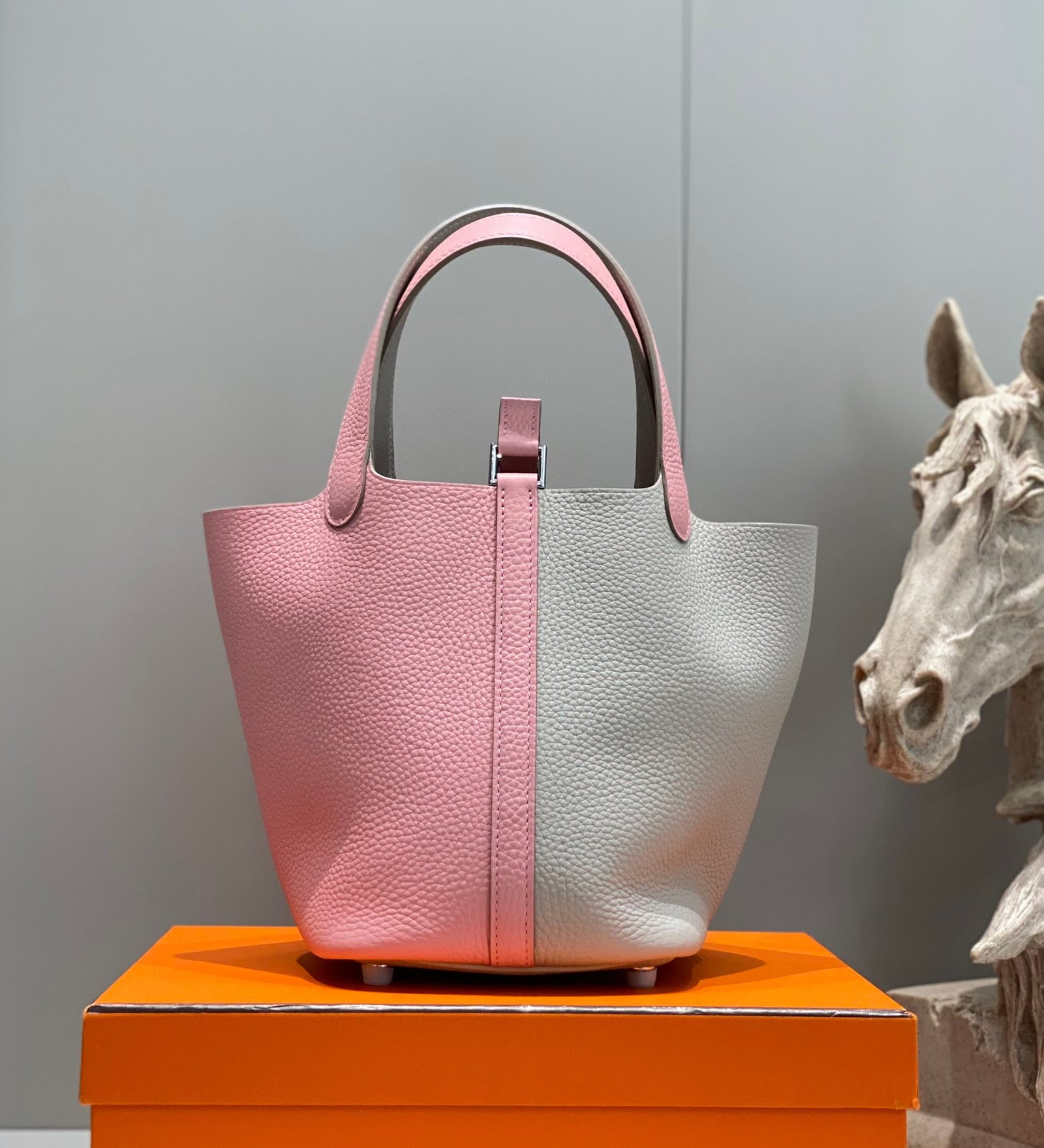 Hermes Picotin Lock 18 Bag Grey/Pink For Women 7.1in/18cm - Image 3