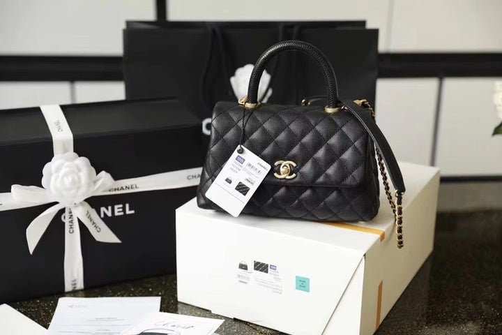 Chanel Coco Handle Quilted Lizard Handle Bag Caviar Leather Gold Hardware Spring/Summer Act 1 Collection 24cm Black